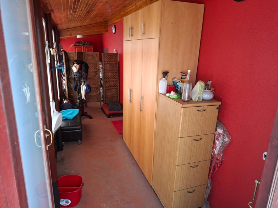 5 Bedroom Property for Sale in Protea Heights Western Cape